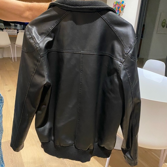 Men’s Guess Leather Jacket - Picture 5 of 5